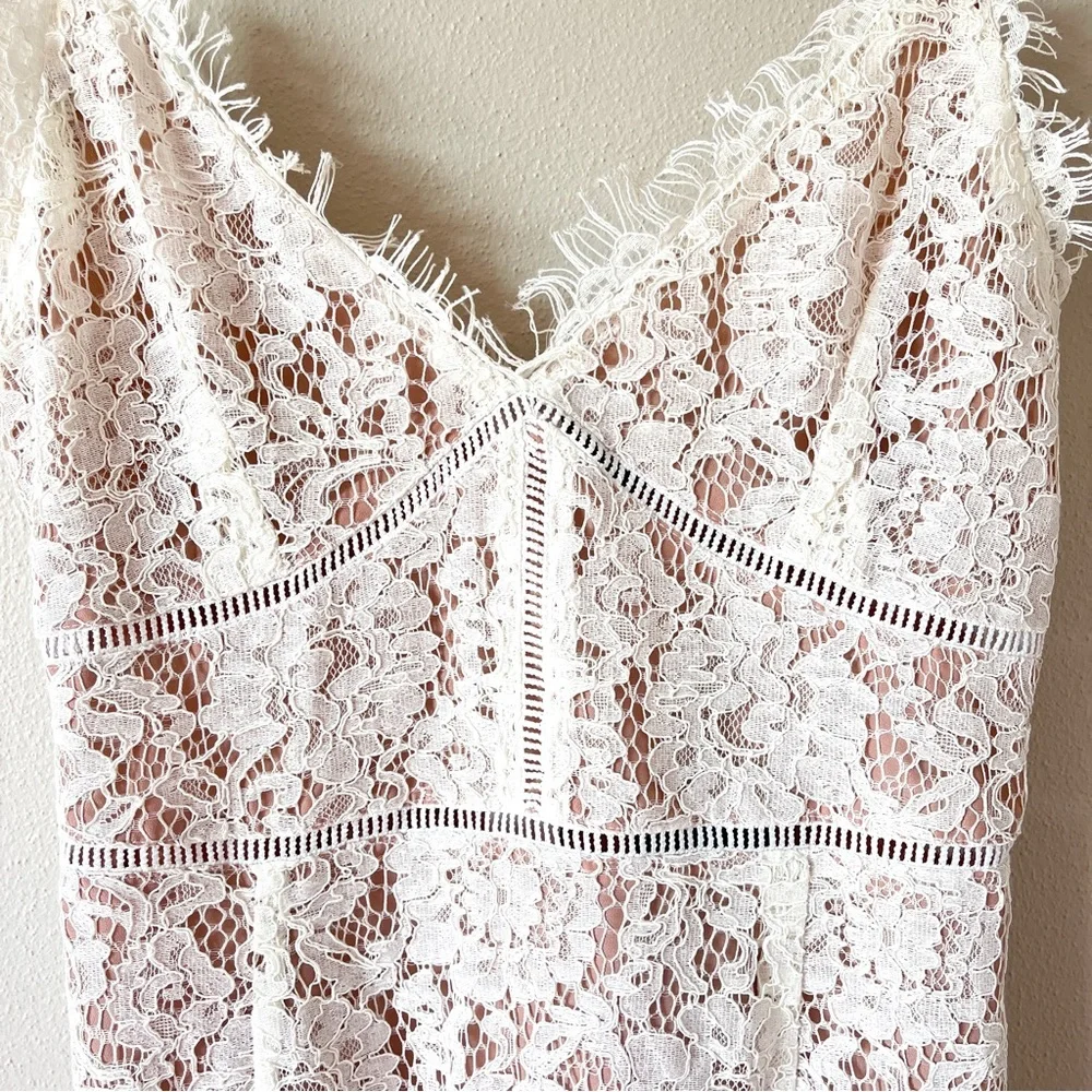 NWT Do+Be White Lace Maxi Dress w/ Spaghetti Straps, Slit, & Blush Pink Liner - Picture 3 of 16